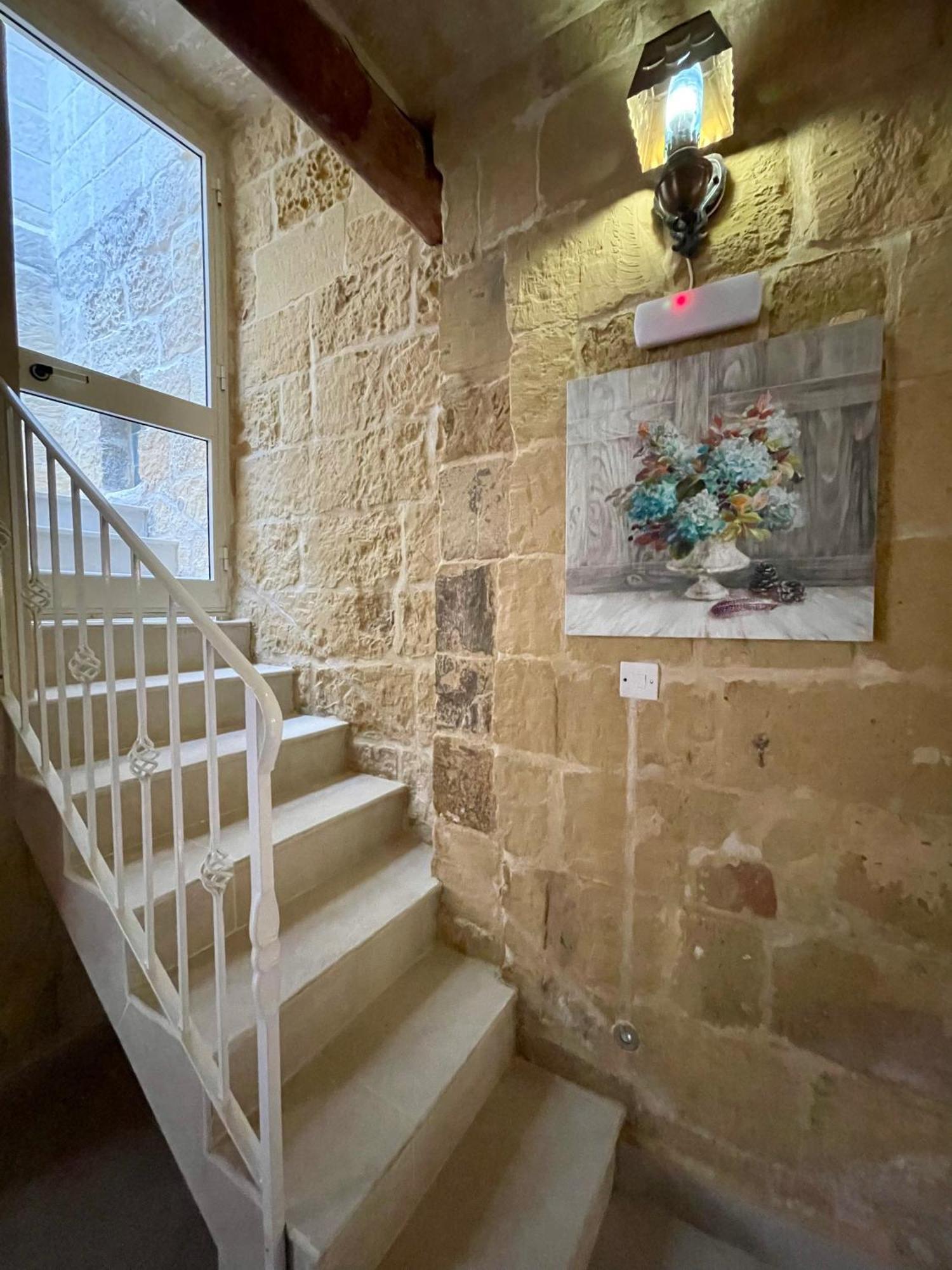 Daner Ta' Pantu House Villa Kercem Bagian luar foto